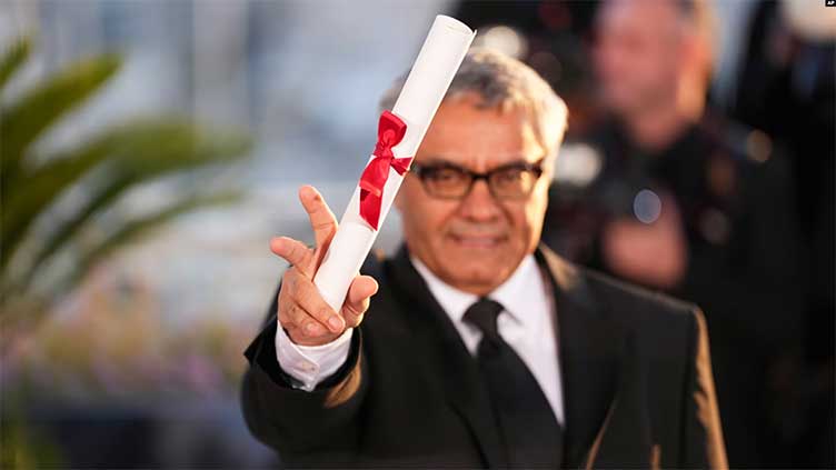 Director who fled Iran gets 12-minute ovation, special jury prize at Cannes
