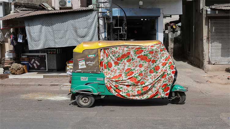 Dunya News At least 15 dead in eastern India over 24 hours as temperatures soar